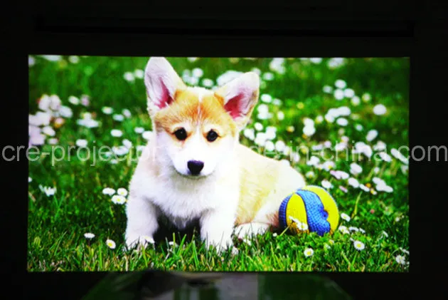 Long Lamp Life 1500 Lumens HD LED Mini Projector